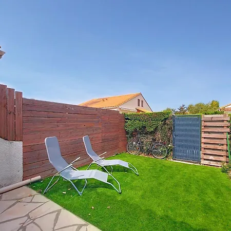 Hébergement de vacances Les Charmilles-14 By Interhome