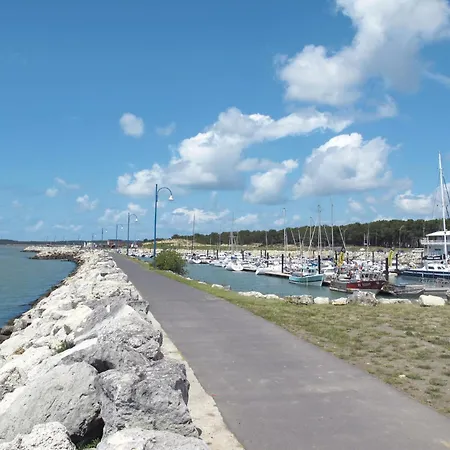 Les Charmilles-14 By Interhome